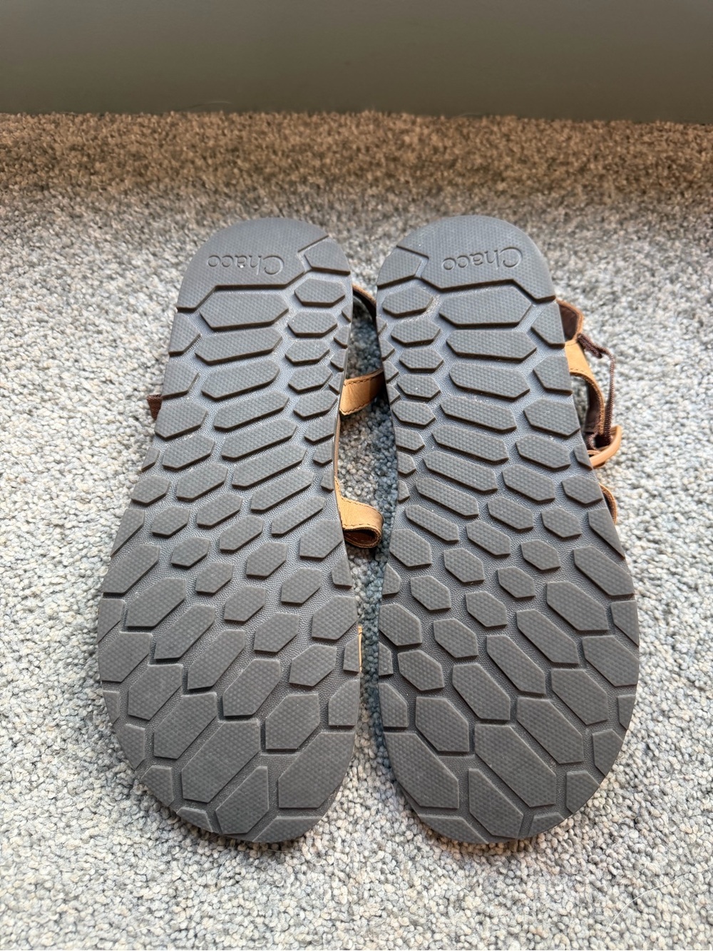 Chaco Women's Tan Strappy Outdoor Sandals - Picture 6 of 8